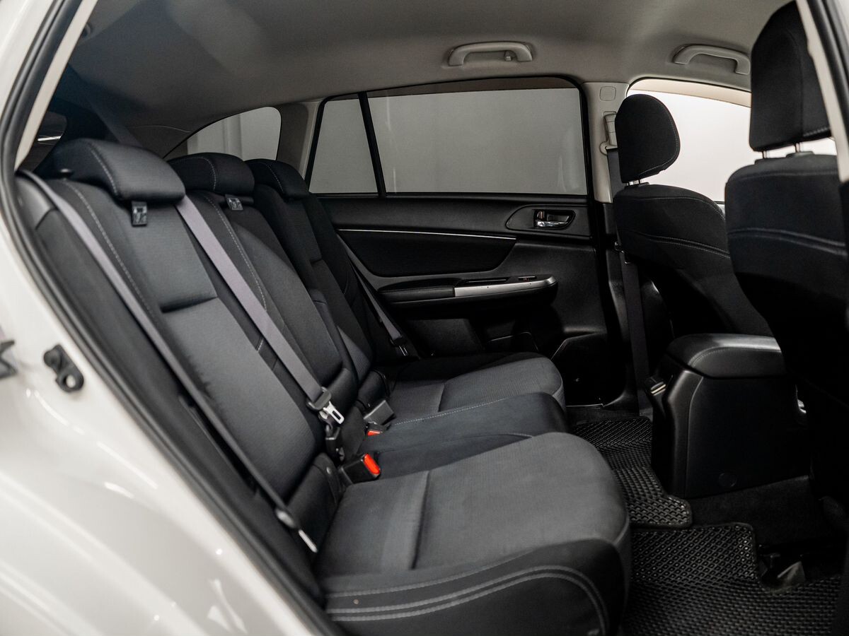 Subaru Levorg 2015 - фото автомобиля