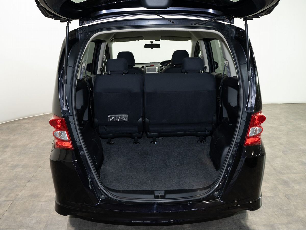 Honda Freed 2008 - фото автомобиля
