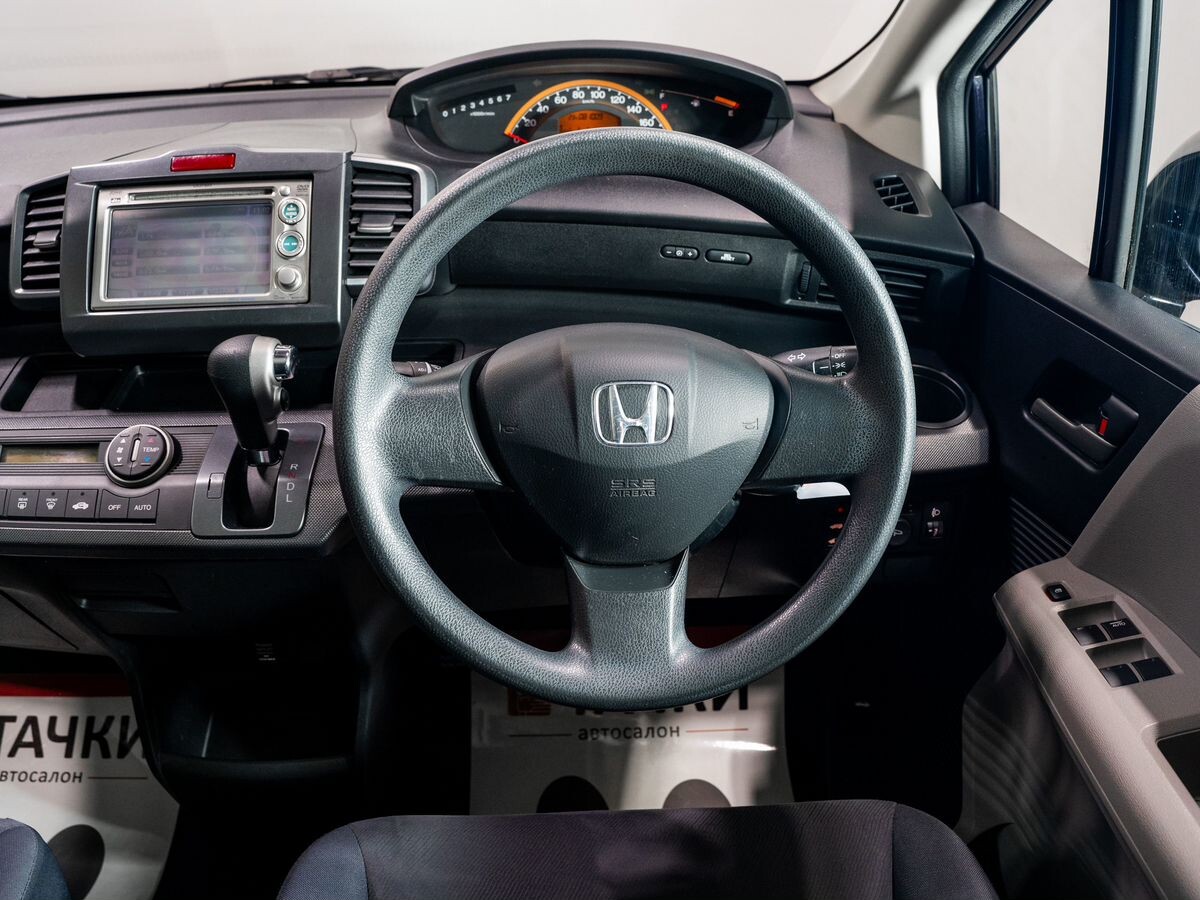 Honda Freed 2008 - фото автомобиля
