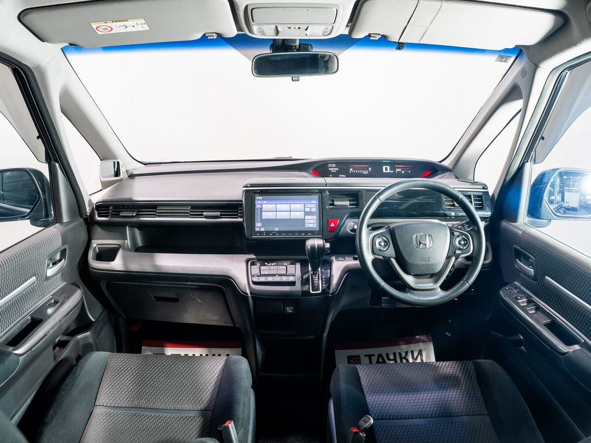 Honda Stepwgn 2017 - фото автомобиля