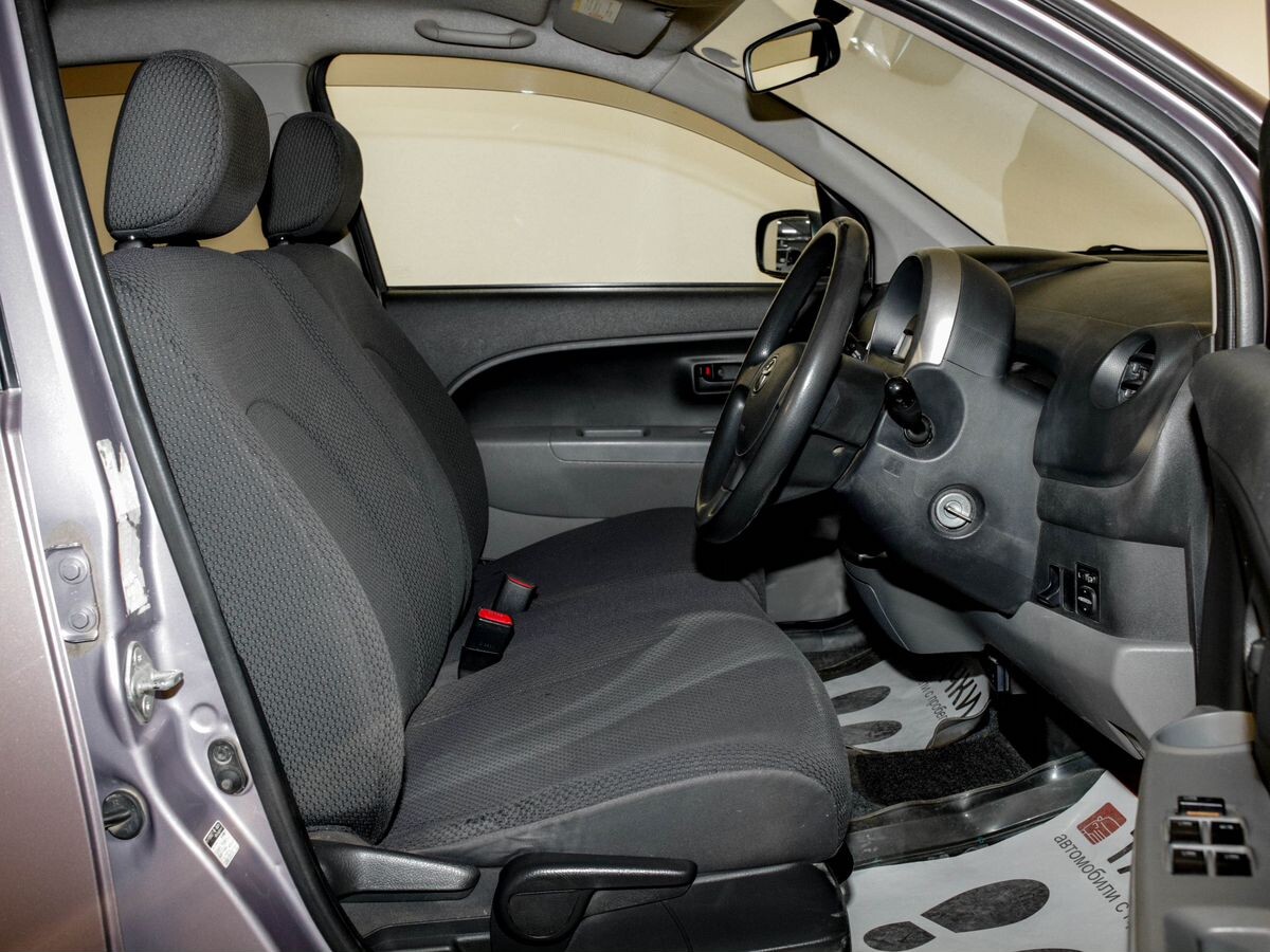 Toyota Passo 2009 - фото автомобиля
