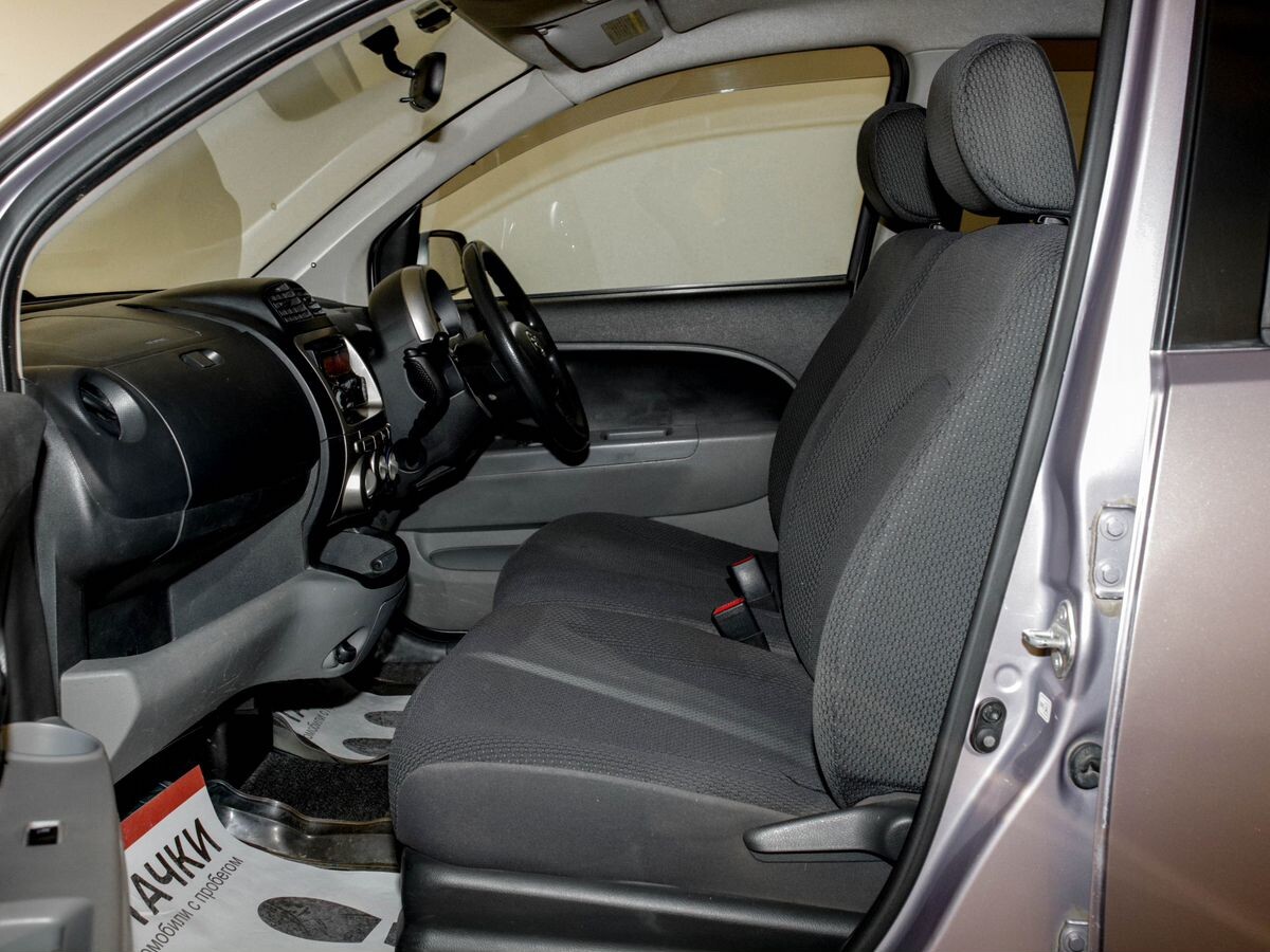 Toyota Passo 2009 - фото автомобиля