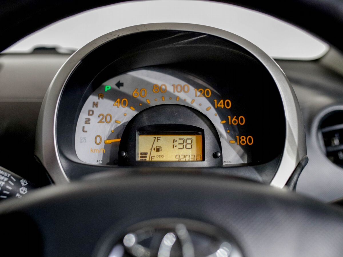 Toyota Passo 2009 - фото автомобиля