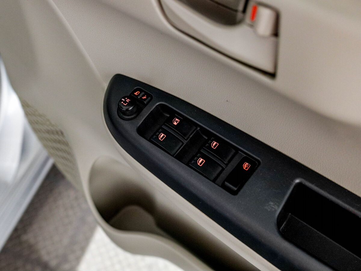 Toyota Passo 2017 - фото автомобиля