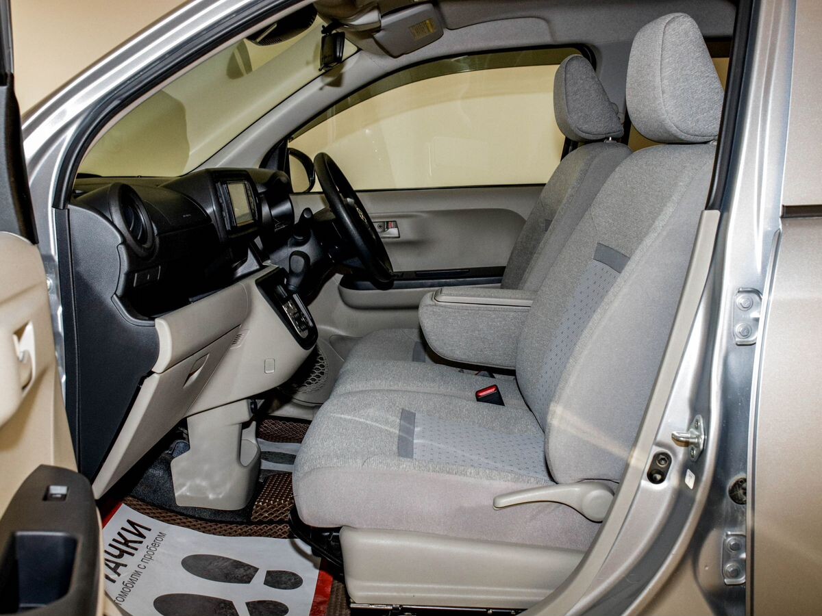 Toyota Passo 2017 - фото автомобиля