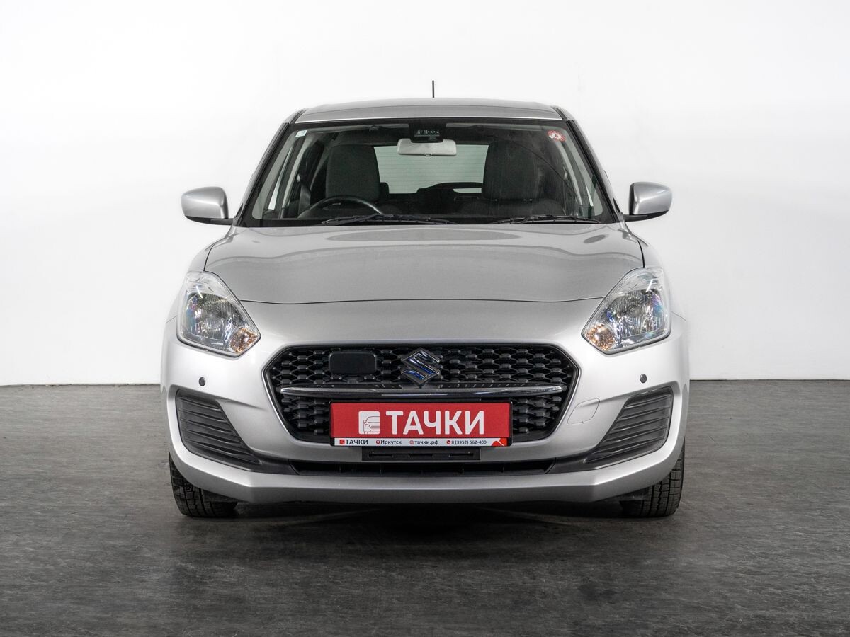 Suzuki Swift 2020 - фото автомобиля