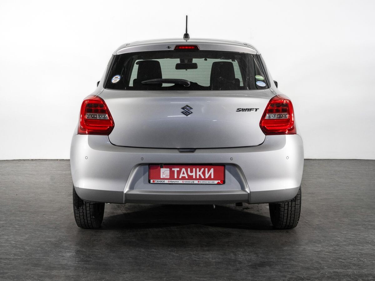 Suzuki Swift 2020 - фото автомобиля