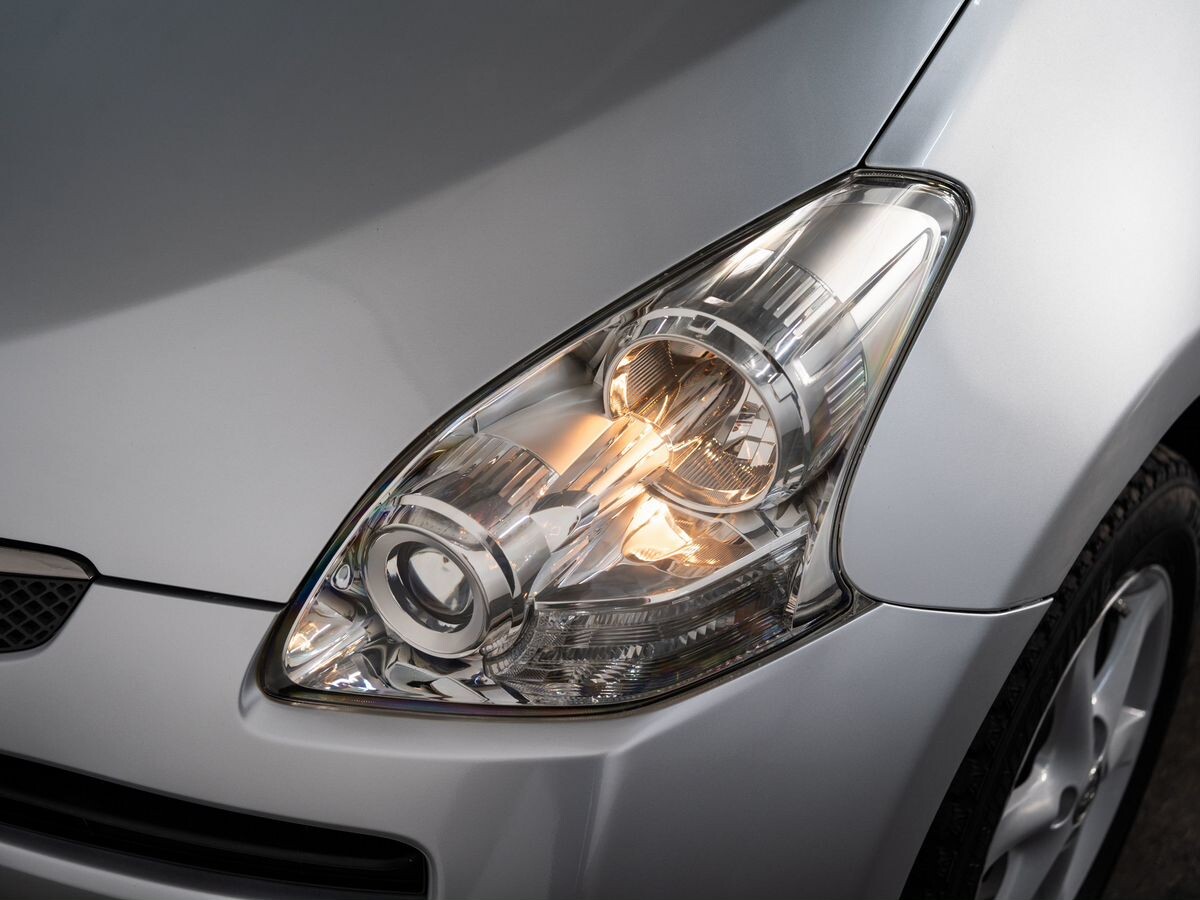 Toyota Ractis 2009 - фото автомобиля