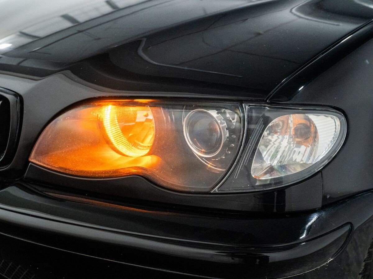 BMW 3-Series 2005 - фото автомобиля