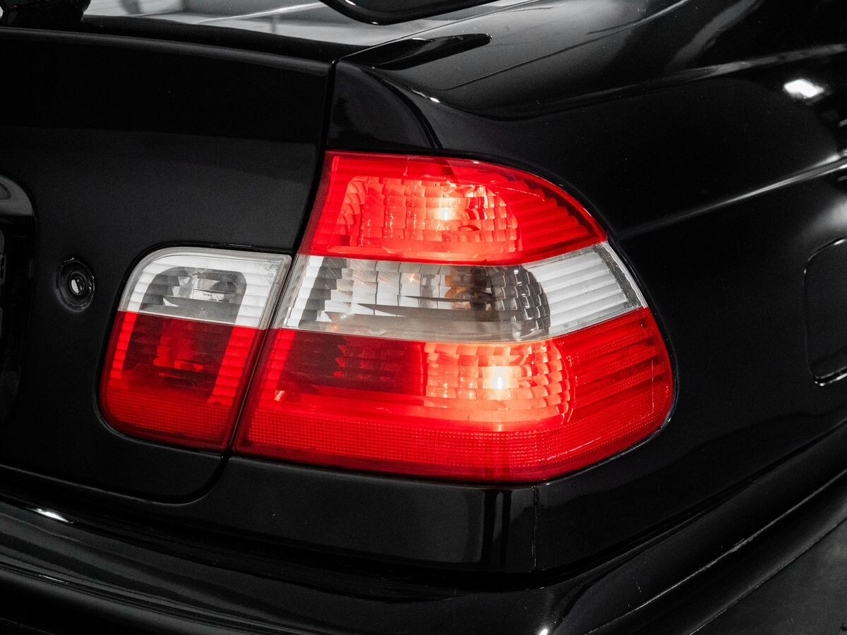 BMW 3-Series 2005 - фото автомобиля