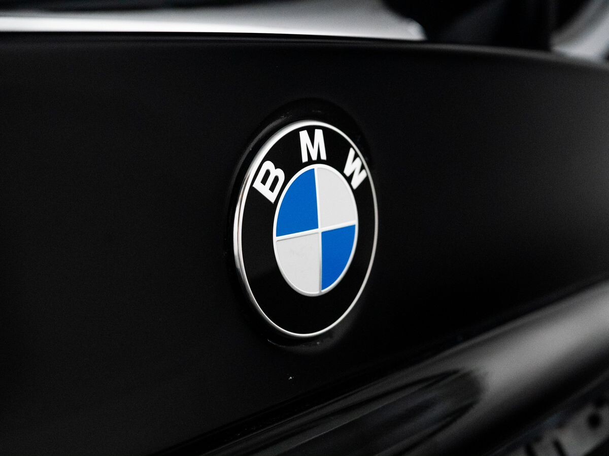 BMW 3-Series 2005 - фото автомобиля