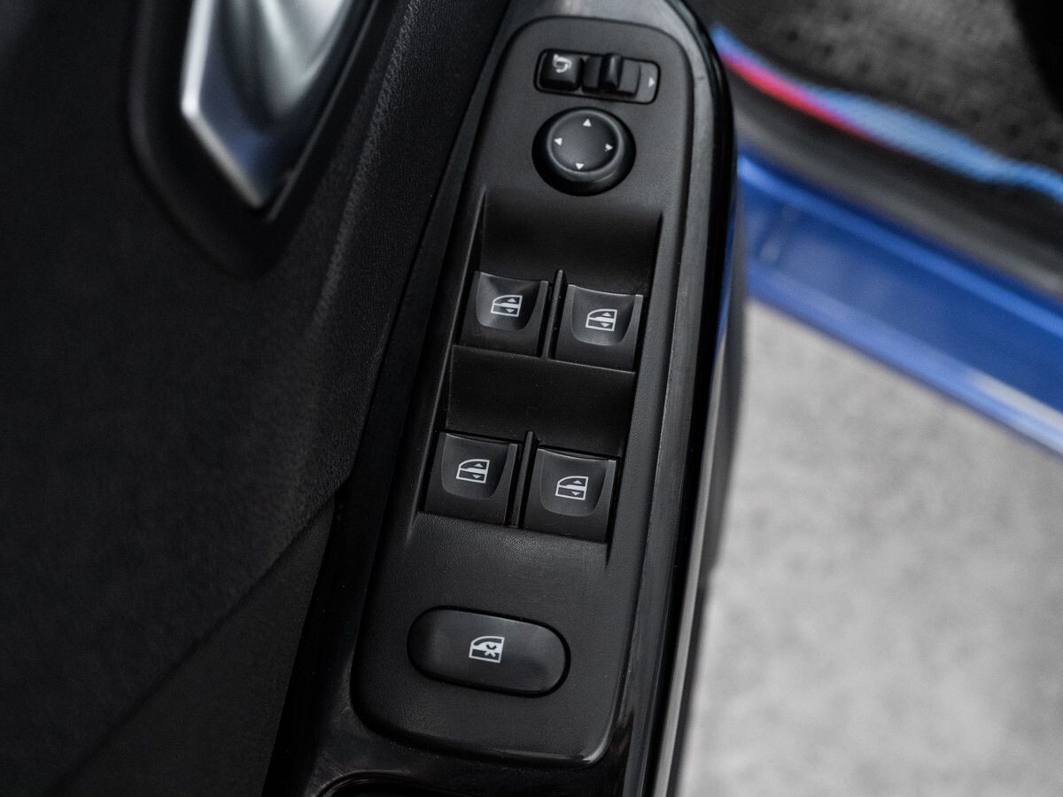 Renault Kaptur 2020 - фото автомобиля