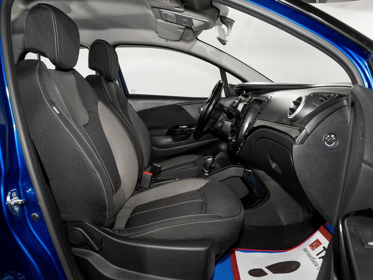 Renault Kaptur 2020 - фото автомобиля
