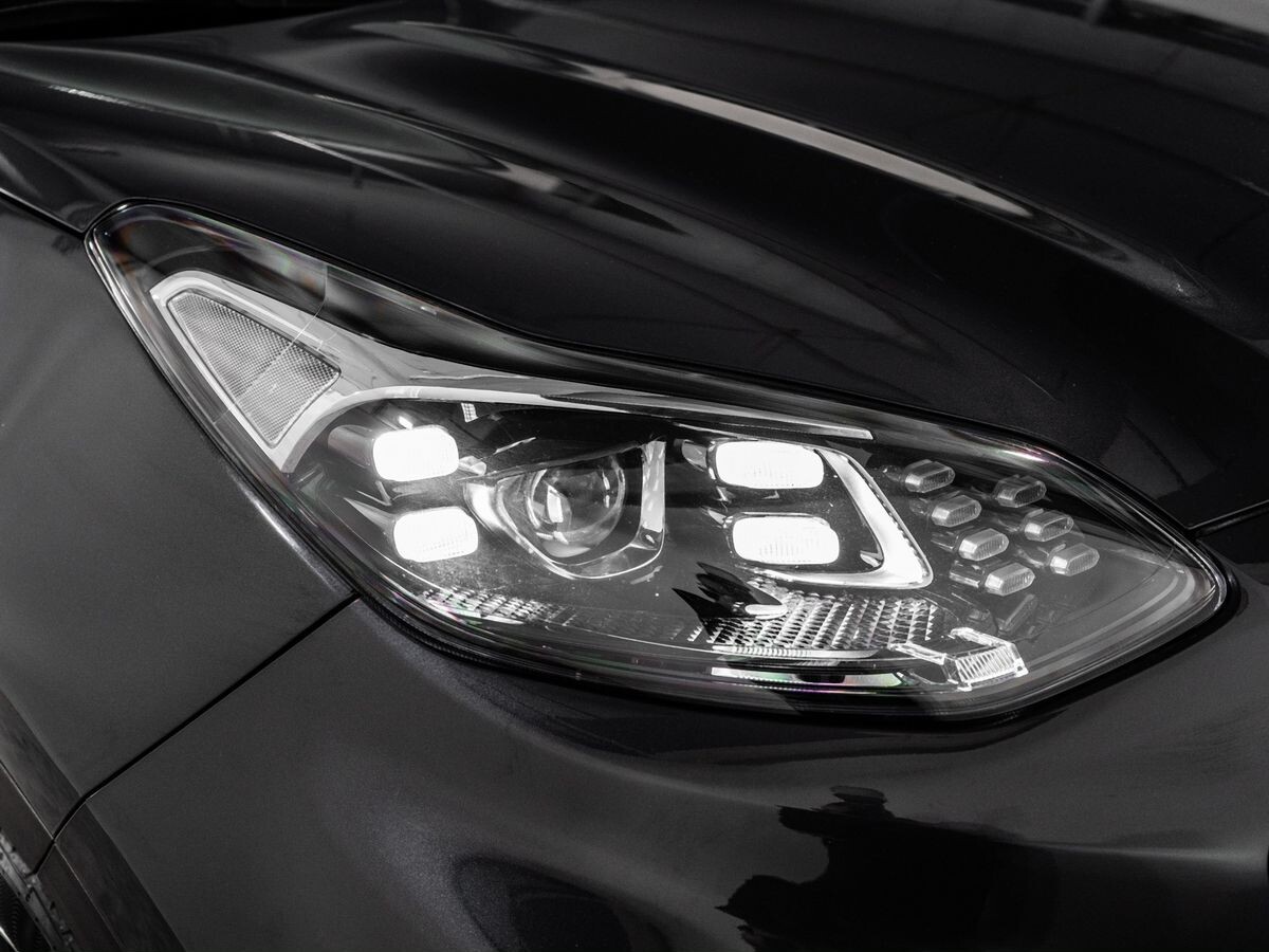 Kia Sportage 2021 - фото автомобиля