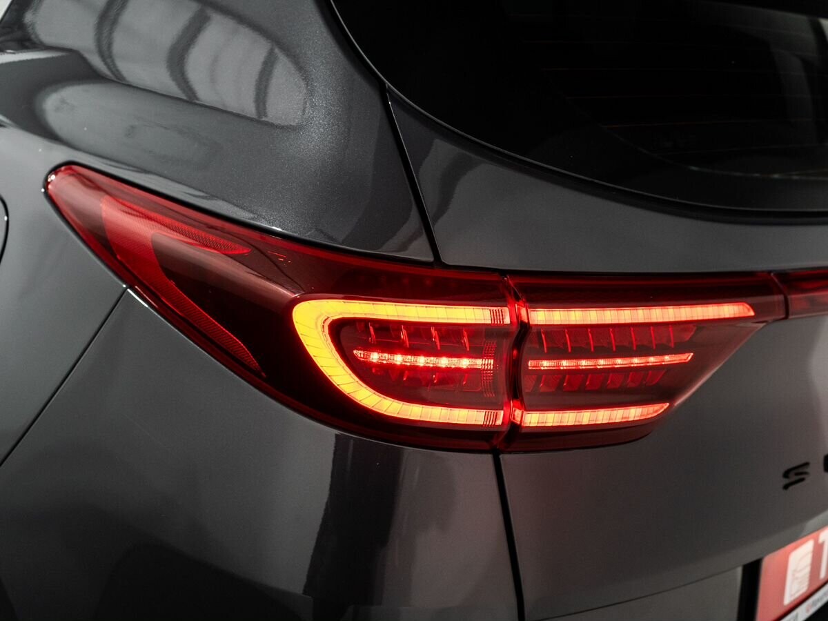 Kia Sportage 2021 - фото автомобиля