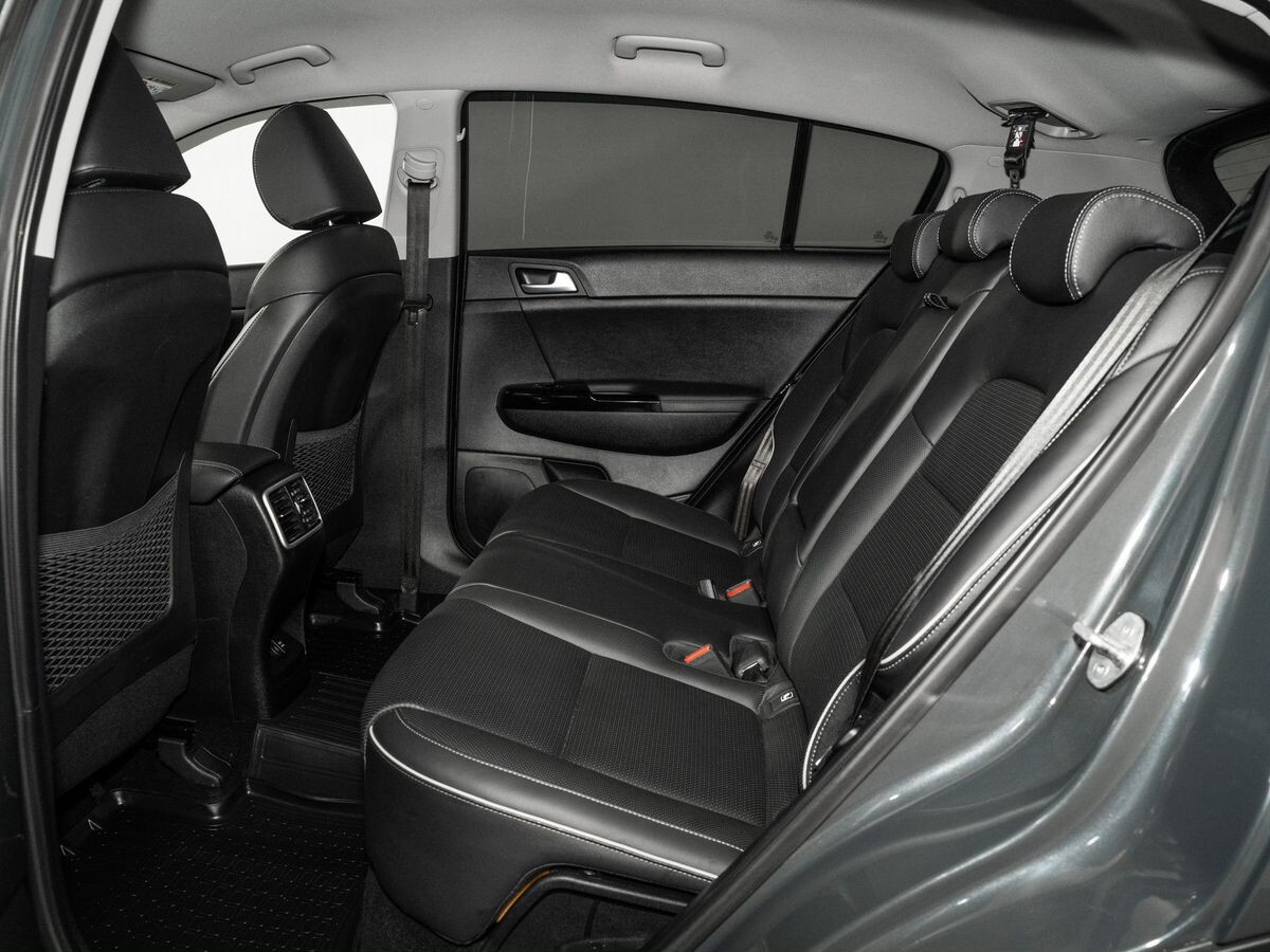 Kia Sportage 2021 - фото автомобиля
