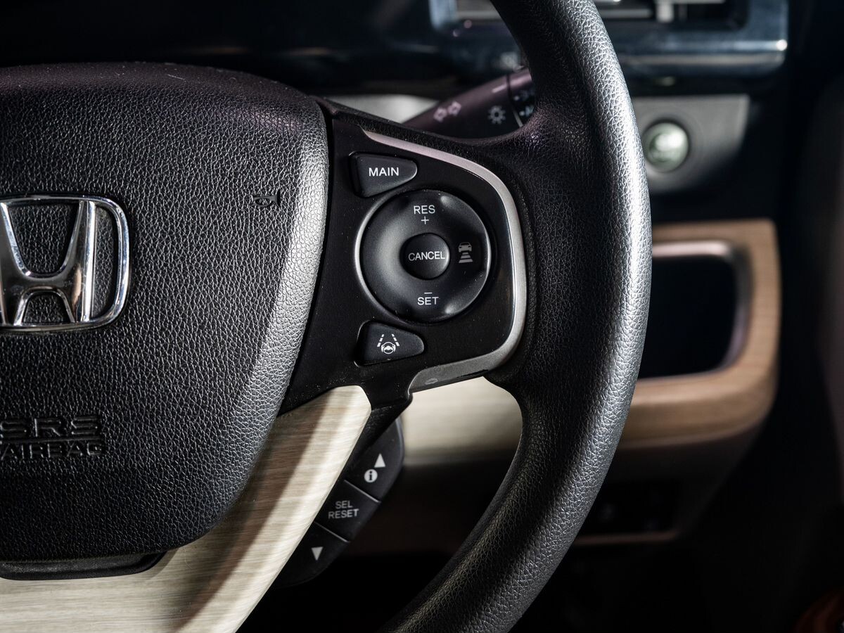 Honda Stepwgn 2015 - фото автомобиля