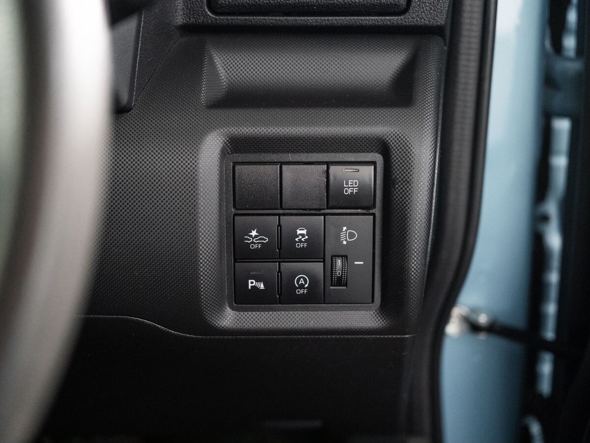 Toyota Raize 2019 - фото автомобиля