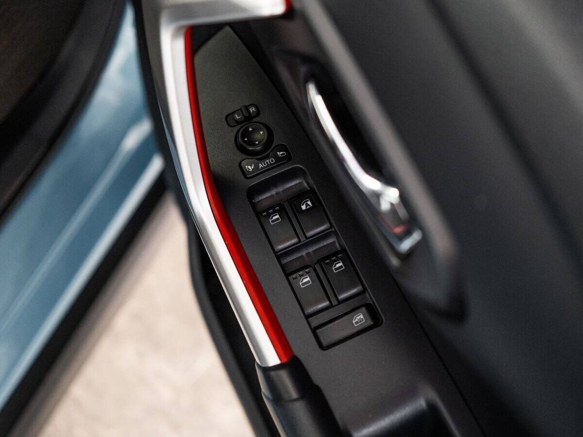 Toyota Raize 2019 - фото автомобиля
