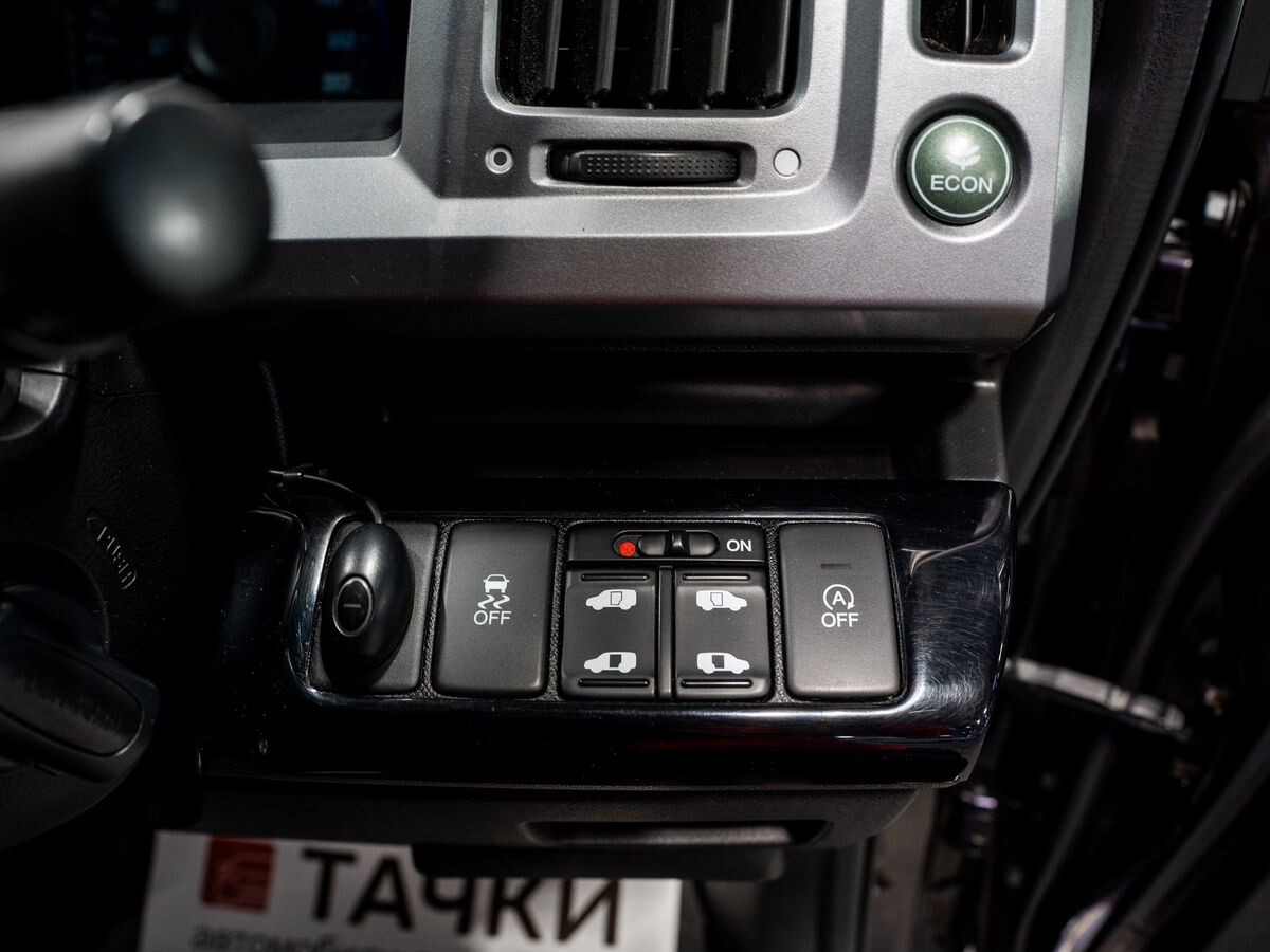 Honda Stepwgn 2013 - фото автомобиля
