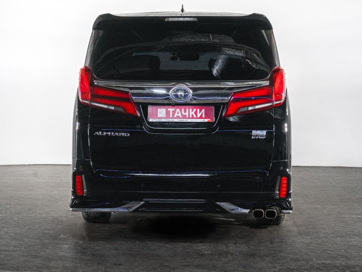 Toyota Alphard 2018 - фото автомобиля