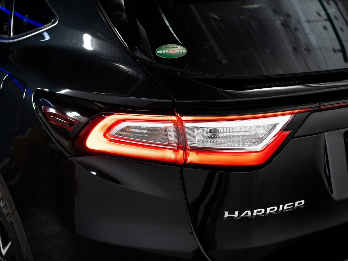 Toyota Harrier 2020 - фото автомобиля