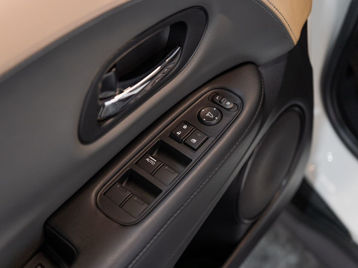 Honda Vezel 2021 - фото автомобиля