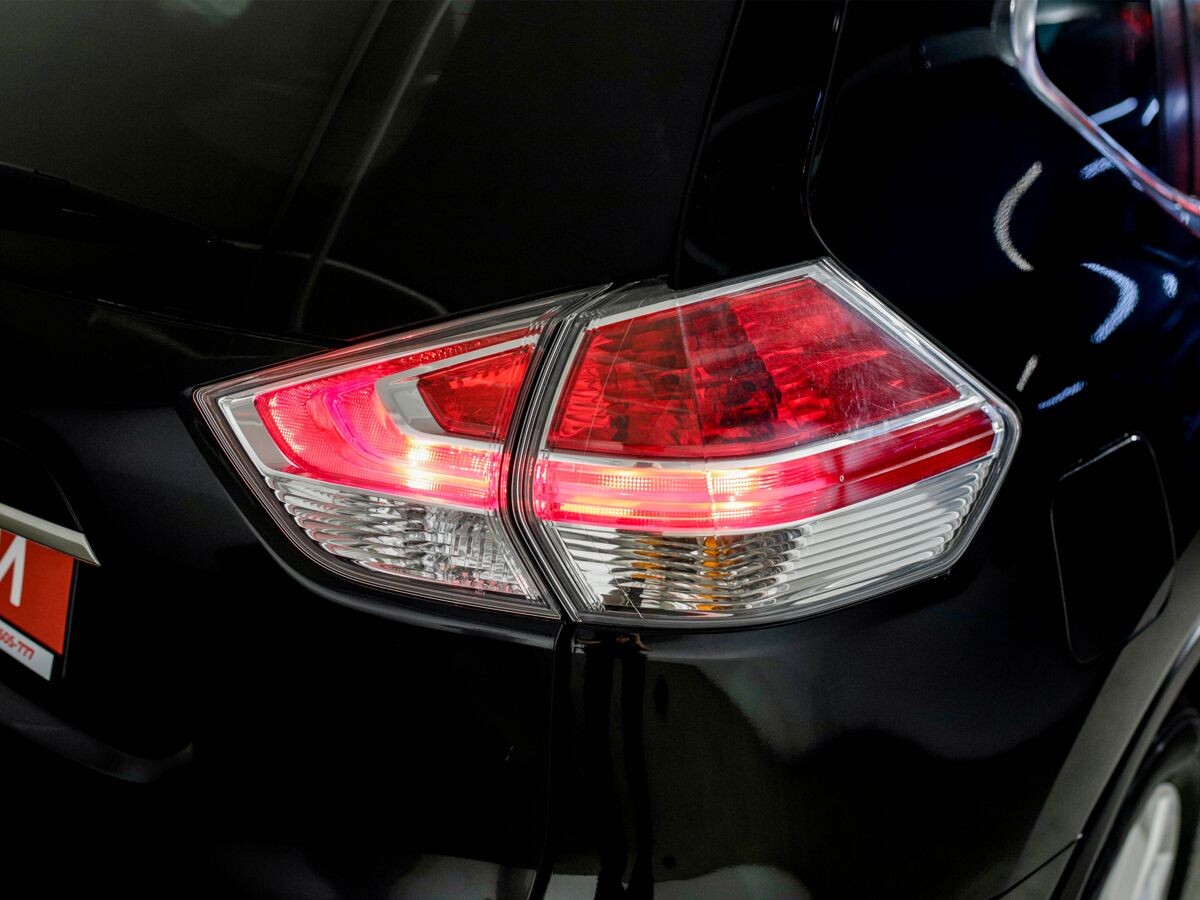 Nissan X-Trail 2017 - фото автомобиля