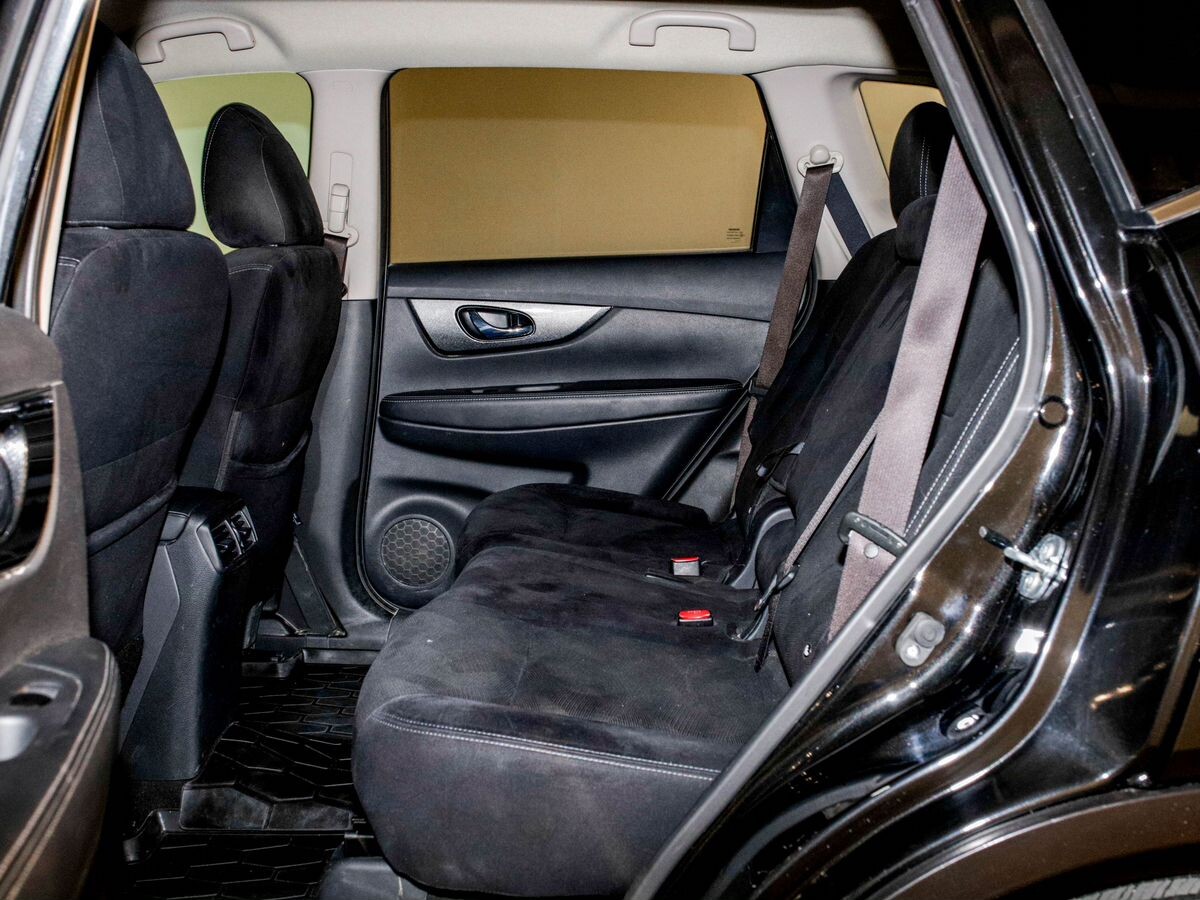 Nissan X-Trail 2017 - фото автомобиля