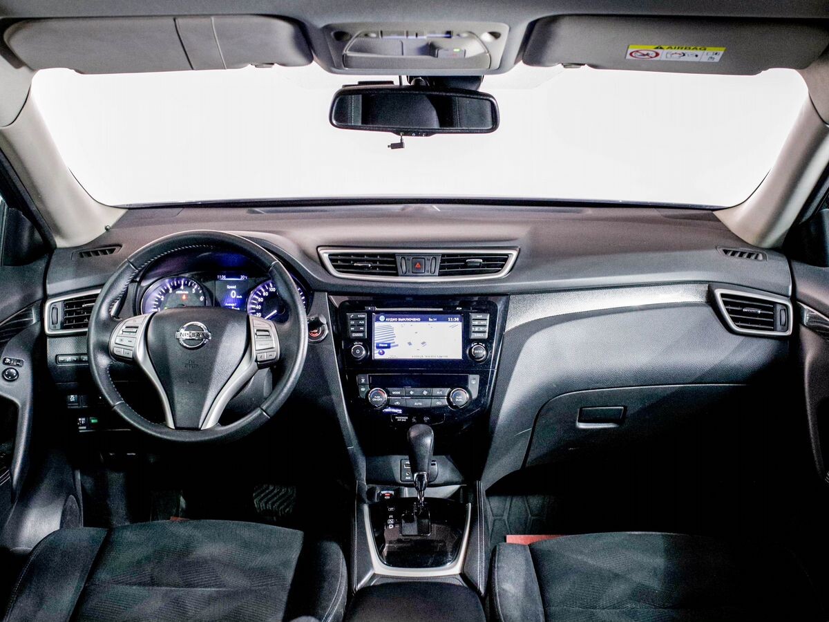 Nissan X-Trail 2017 - фото автомобиля