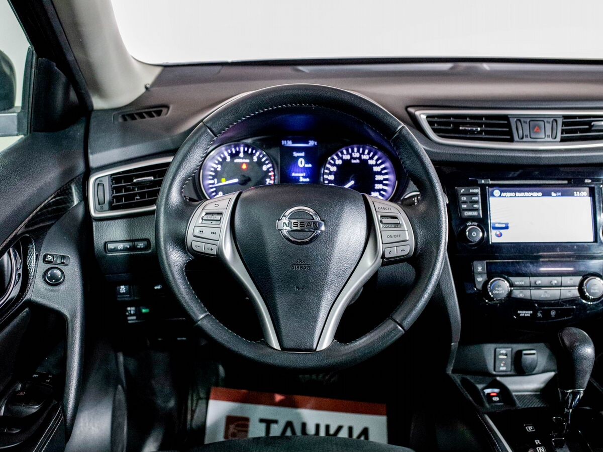 Nissan X-Trail 2017 - фото автомобиля