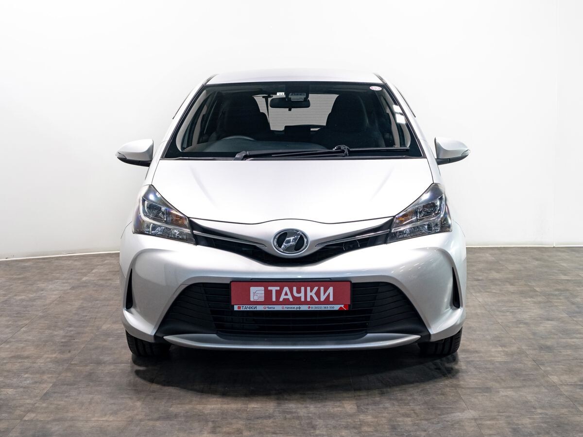 Toyota Vitz 2016 - фото автомобиля