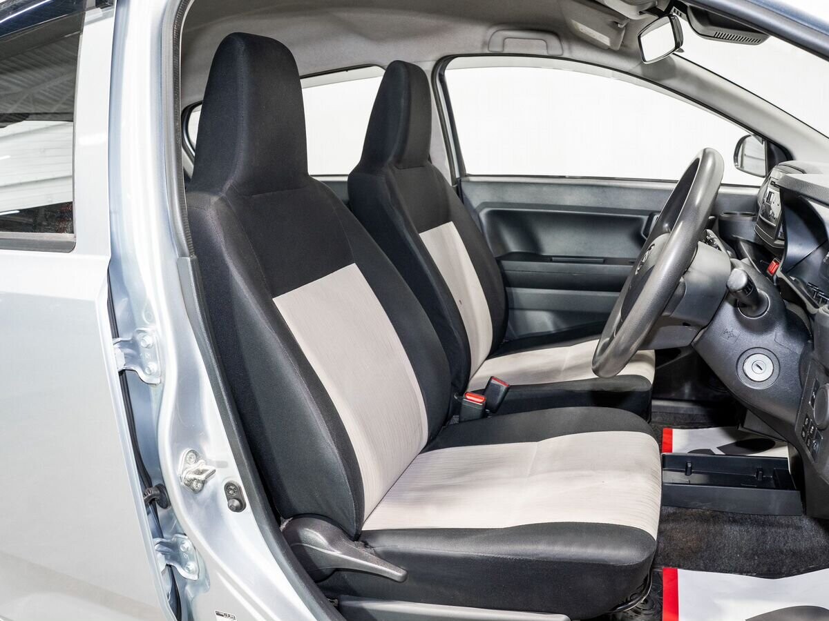 Daihatsu Mira e:S 2021 - фото автомобиля