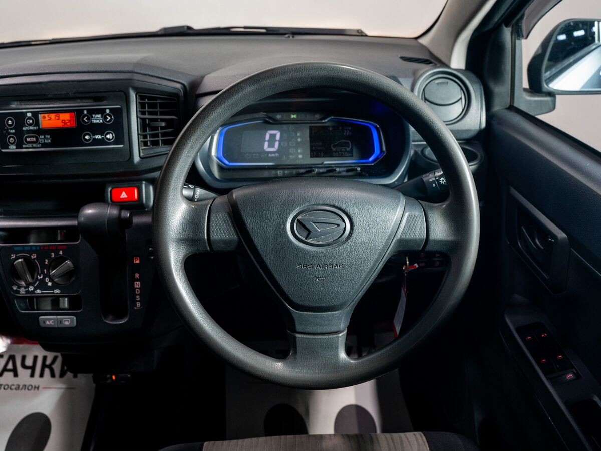 Daihatsu Mira e:S 2021 - фото автомобиля