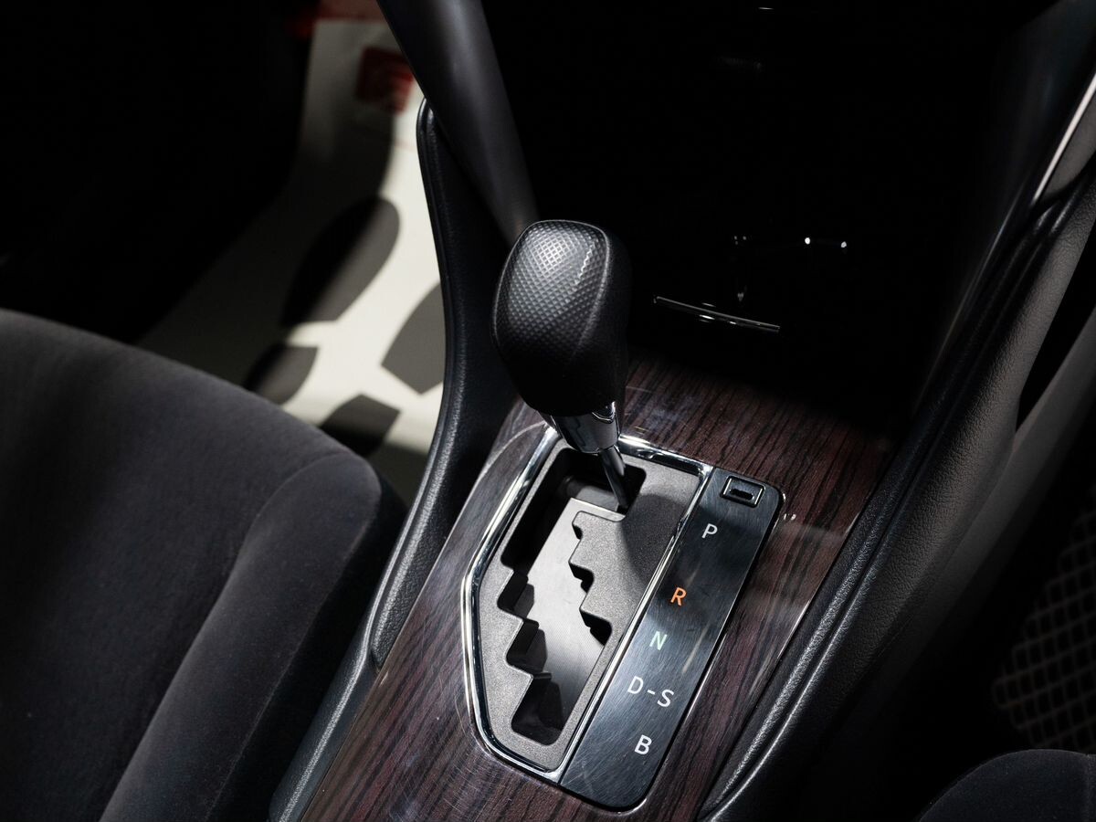 Toyota Allion 2016 - фото автомобиля