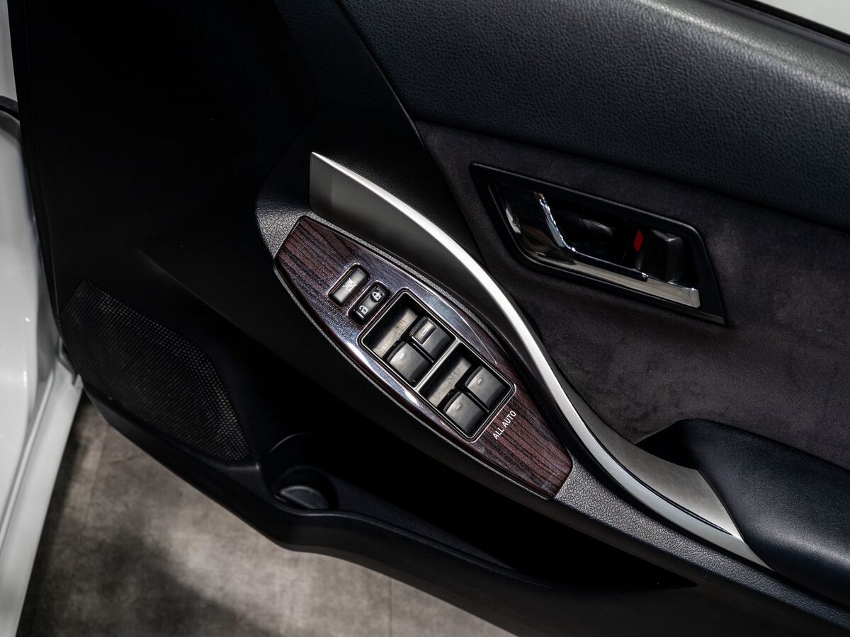 Toyota Allion 2016 - фото автомобиля