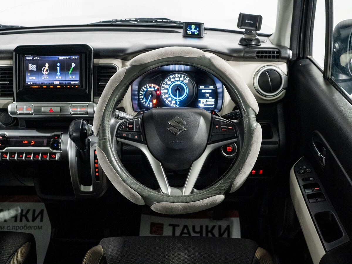 Suzuki Xbee 2018 - фото автомобиля