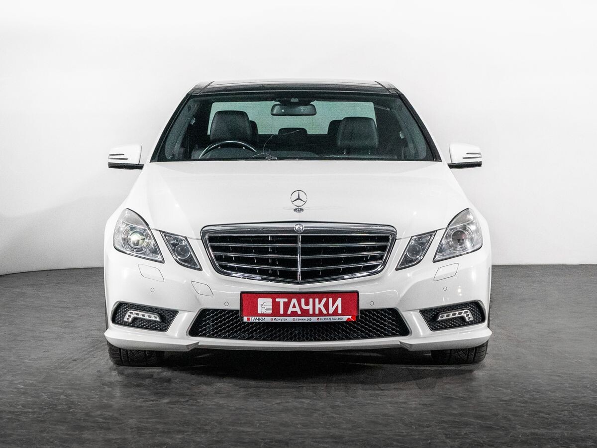 Mercedes-Benz E-Class 2011 - фото автомобиля