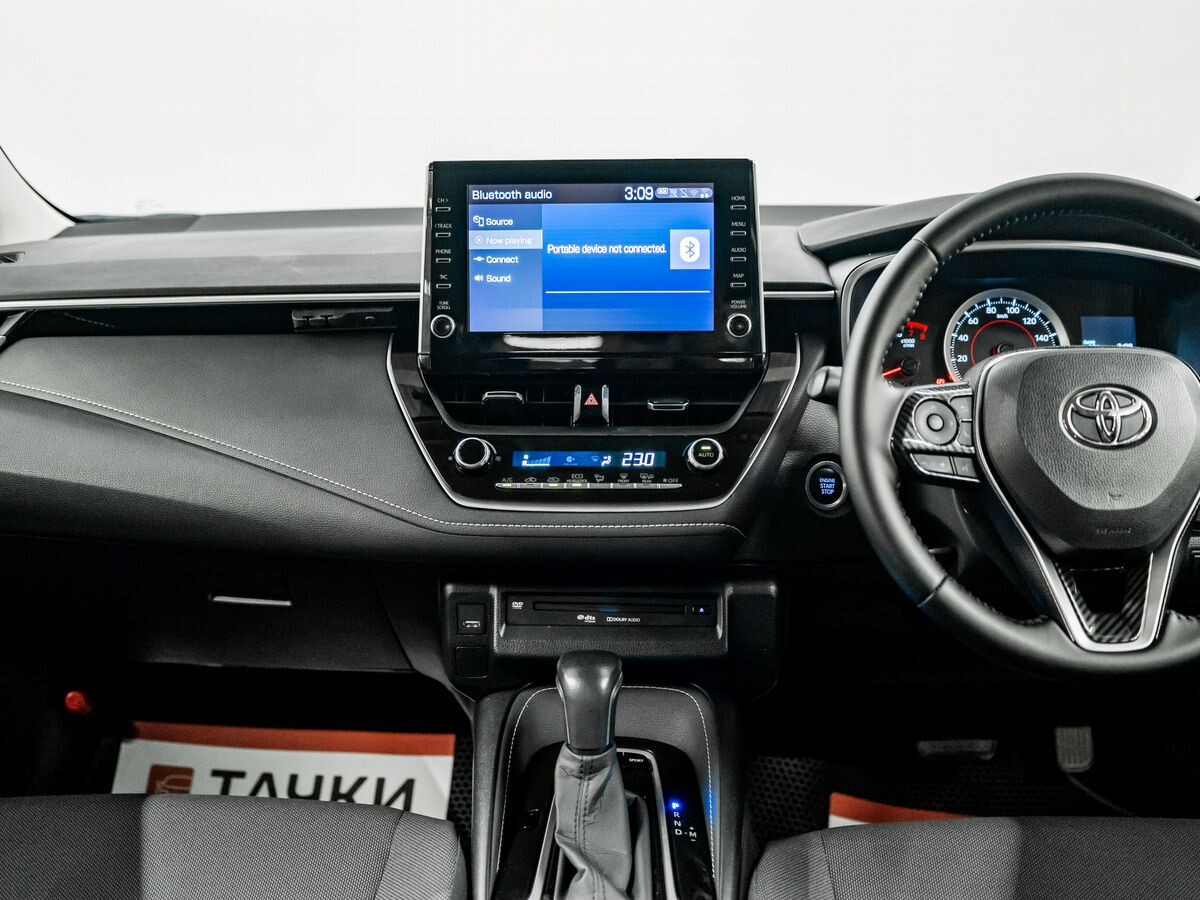 Toyota Corolla 2020 - фото автомобиля