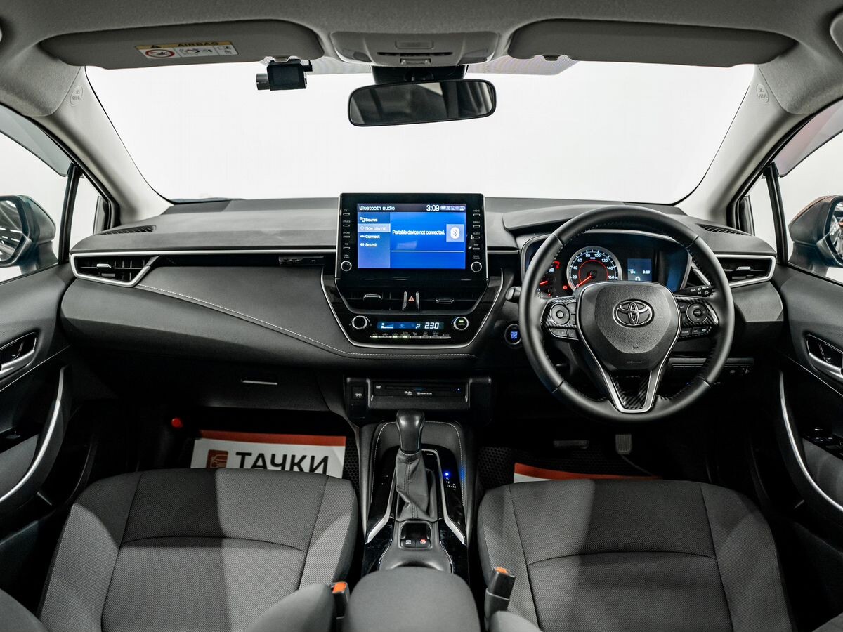 Toyota Corolla 2020 - фото автомобиля