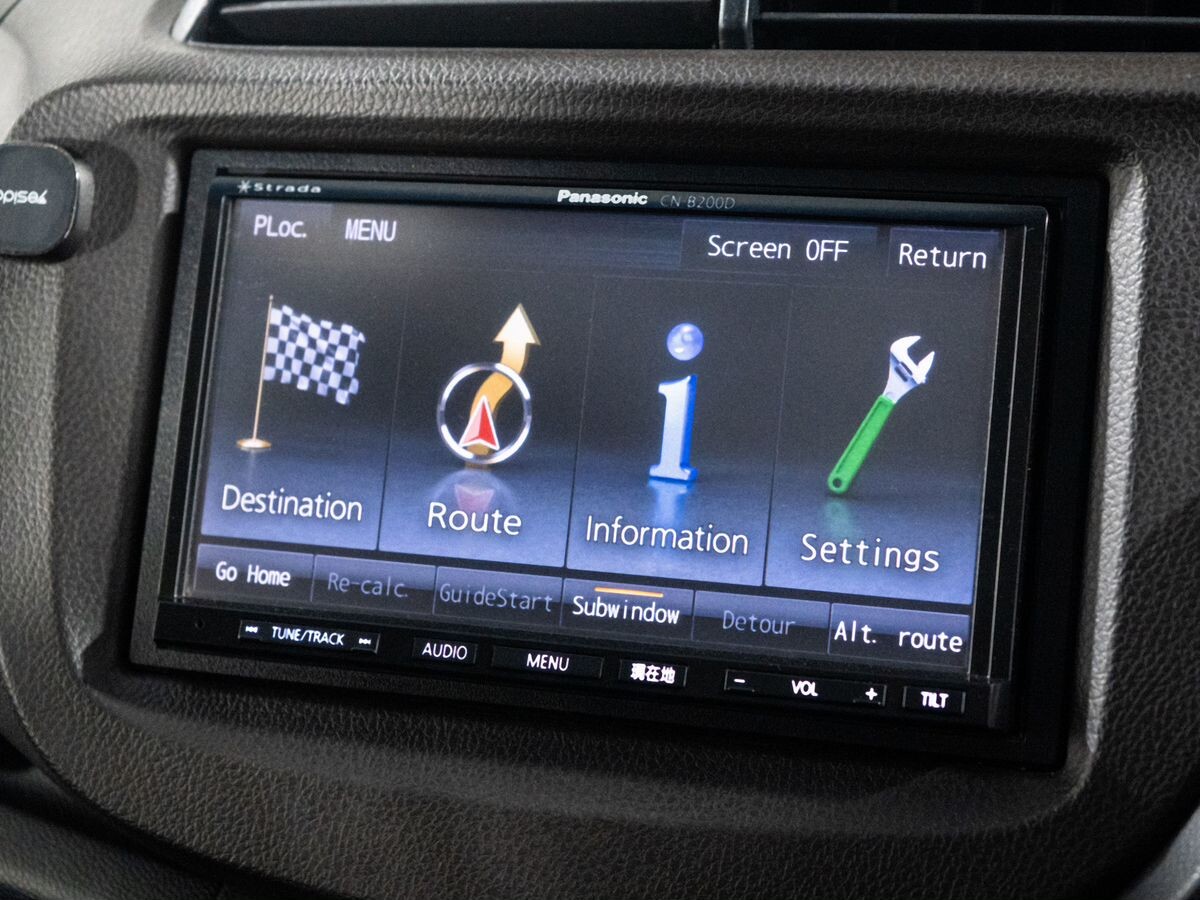 Honda Fit Shuttle 2014 - фото автомобиля