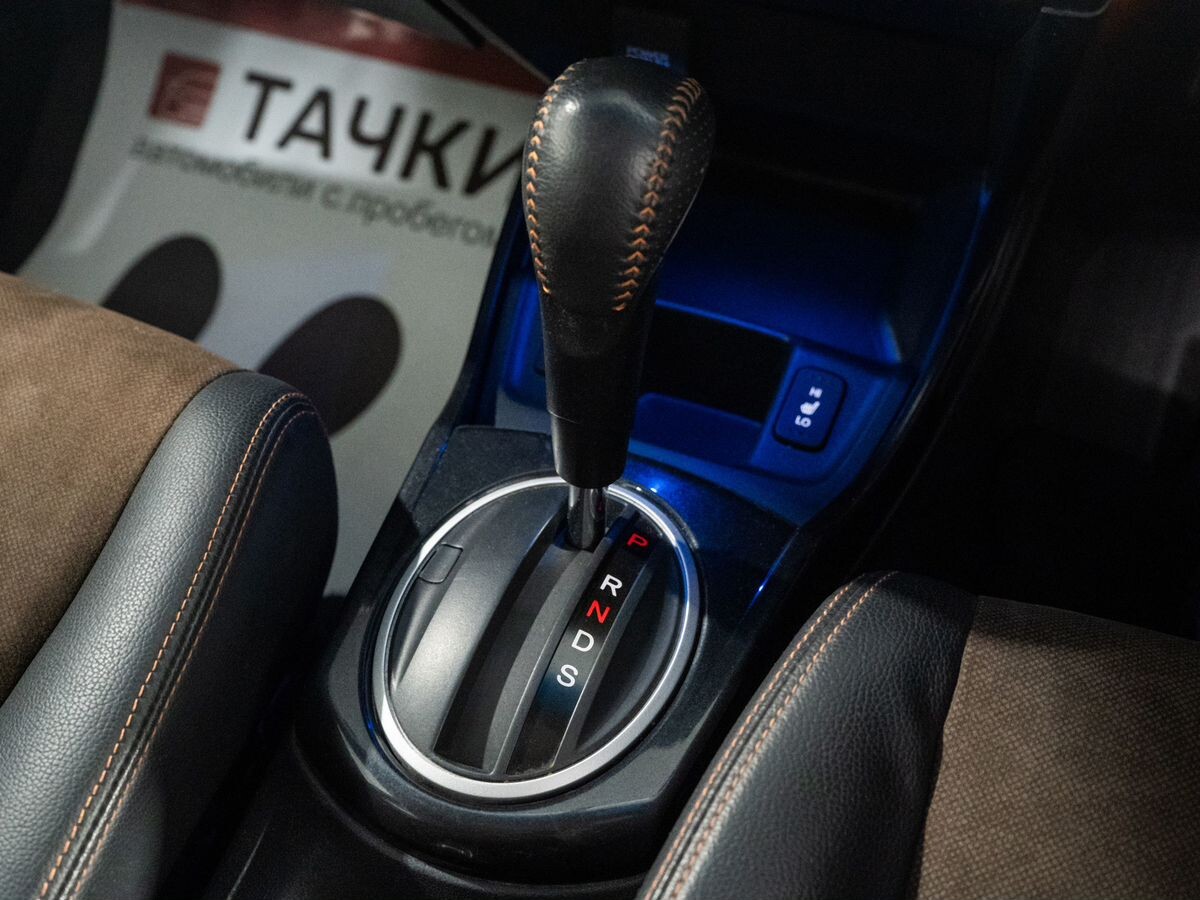 Honda Fit Shuttle 2014 - фото автомобиля