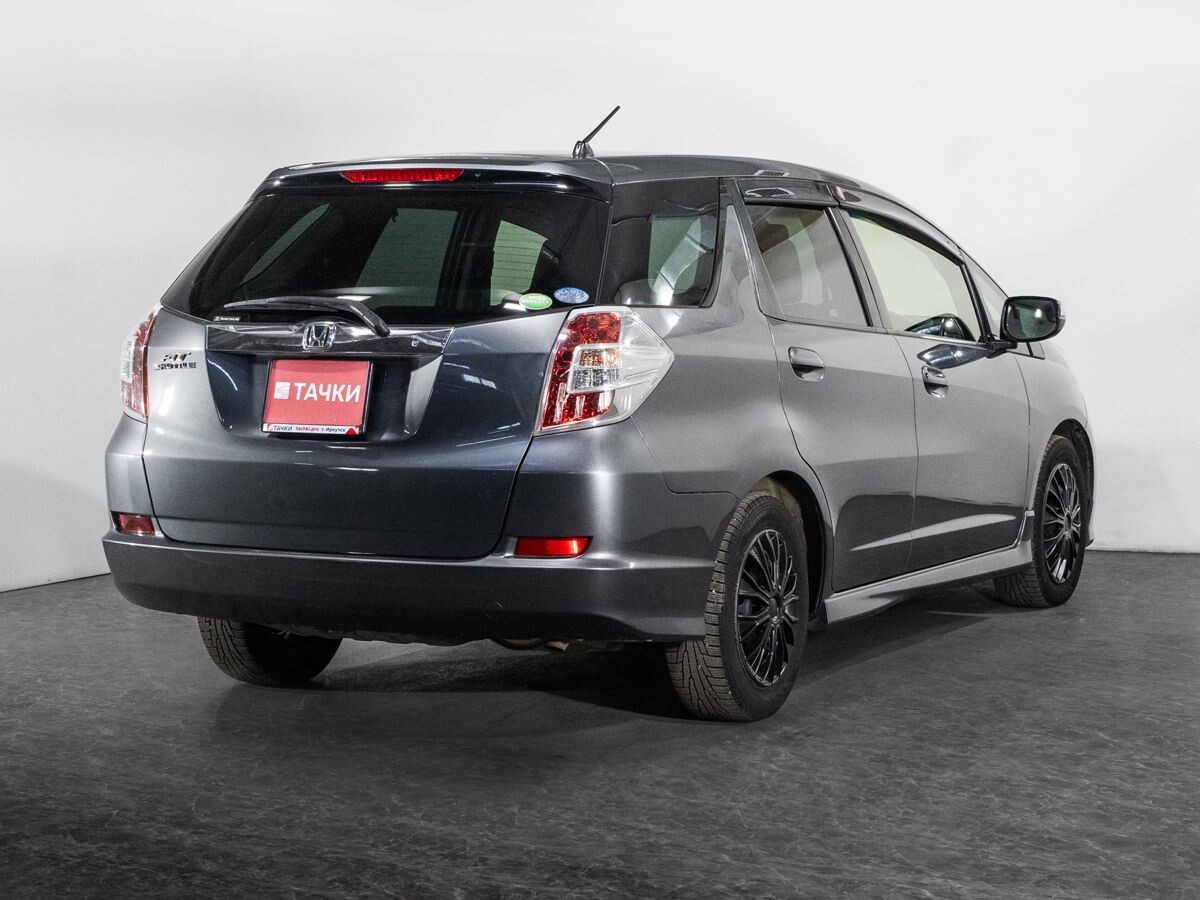 Honda Fit Shuttle 2014 - фото автомобиля