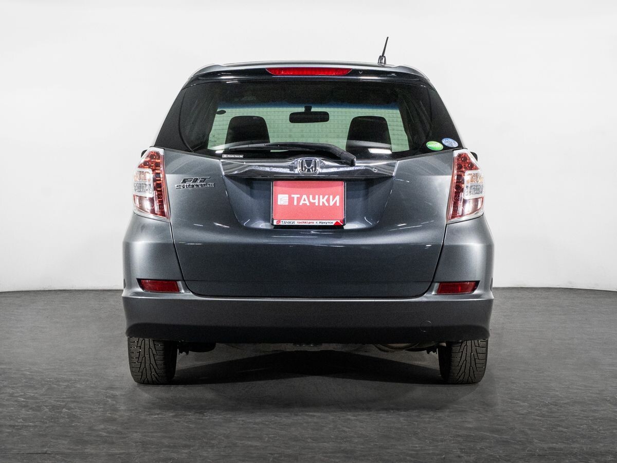 Honda Fit Shuttle 2014 - фото автомобиля