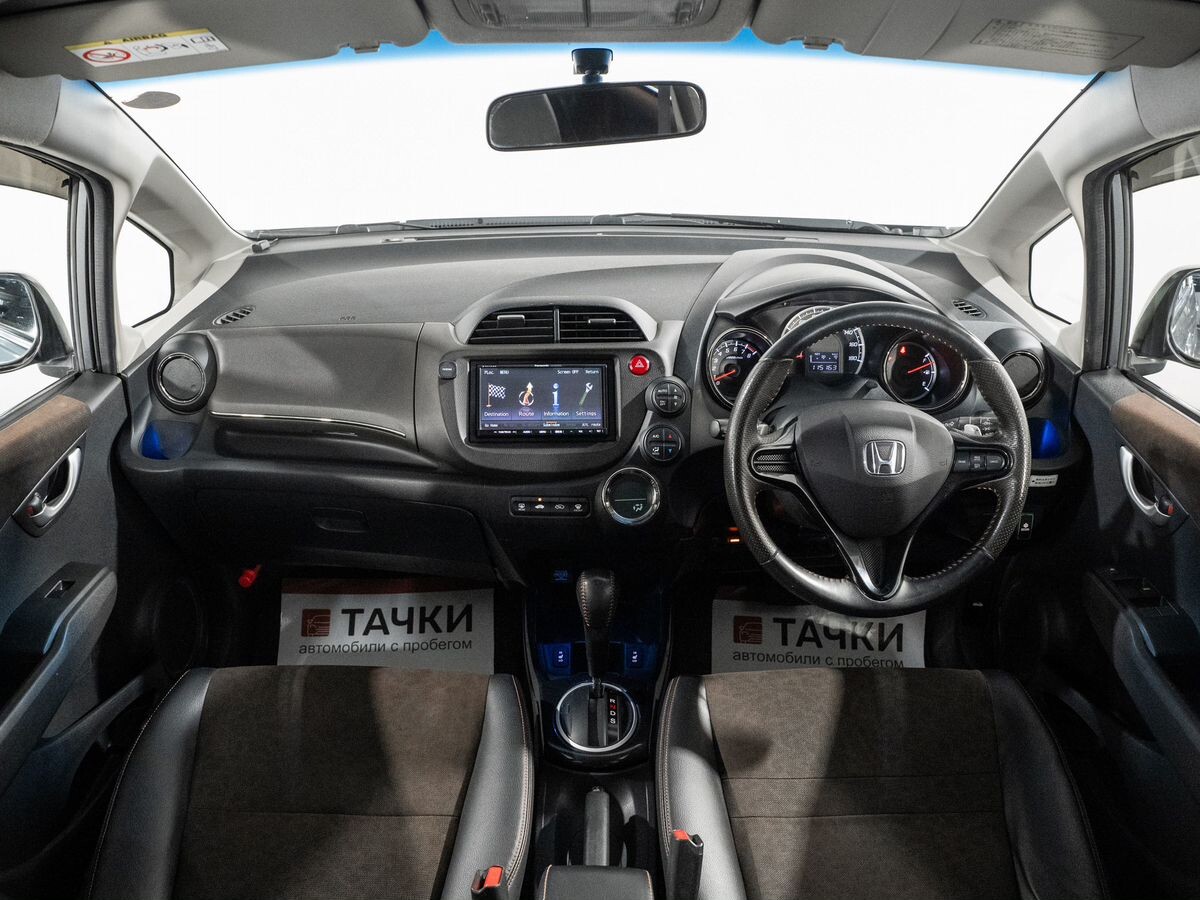 Honda Fit Shuttle 2014 - фото автомобиля
