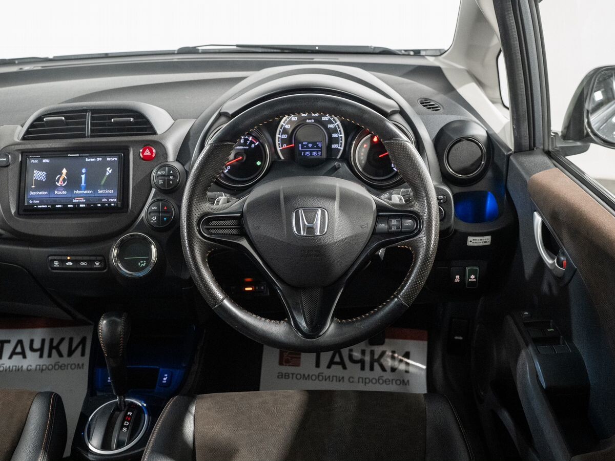 Honda Fit Shuttle 2014 - фото автомобиля