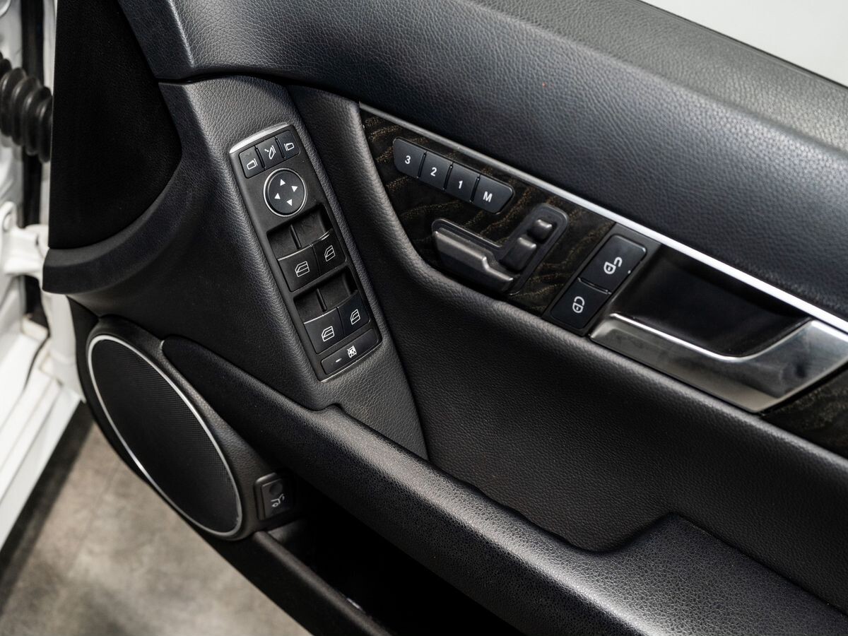 Mercedes-Benz C-Class 2013 - фото автомобиля