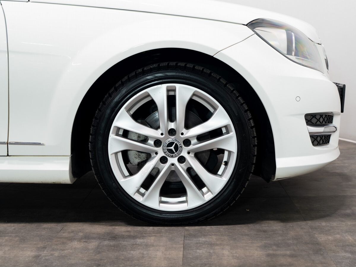 Mercedes-Benz C-Class 2013 - фото автомобиля
