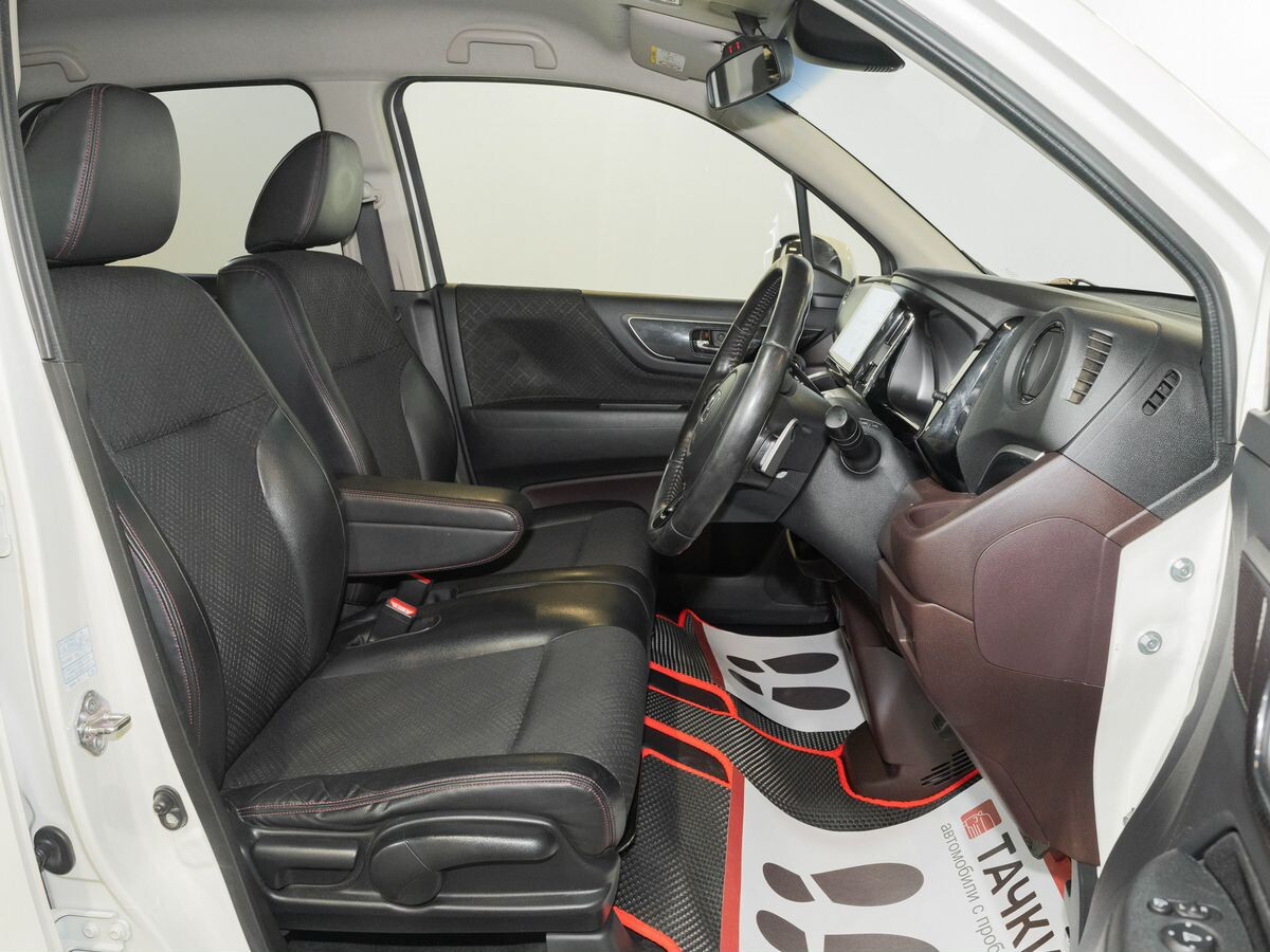 Honda N-WGN 2015 - фото автомобиля