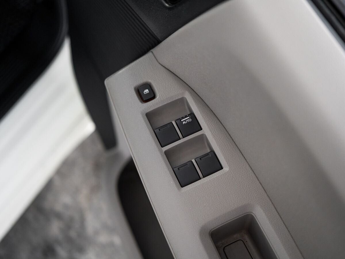 Honda Freed 2009 - фото автомобиля